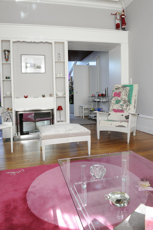Chambres D'Hotes Les Tilleuls Cognac Esterno foto